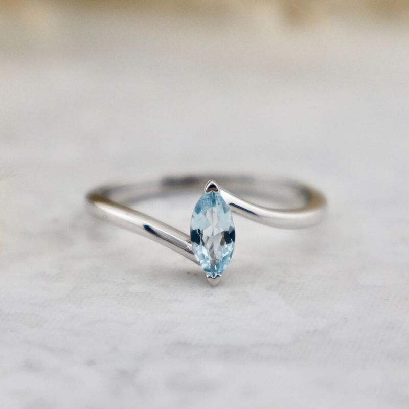 Bague Aqua en or 14K et topaze