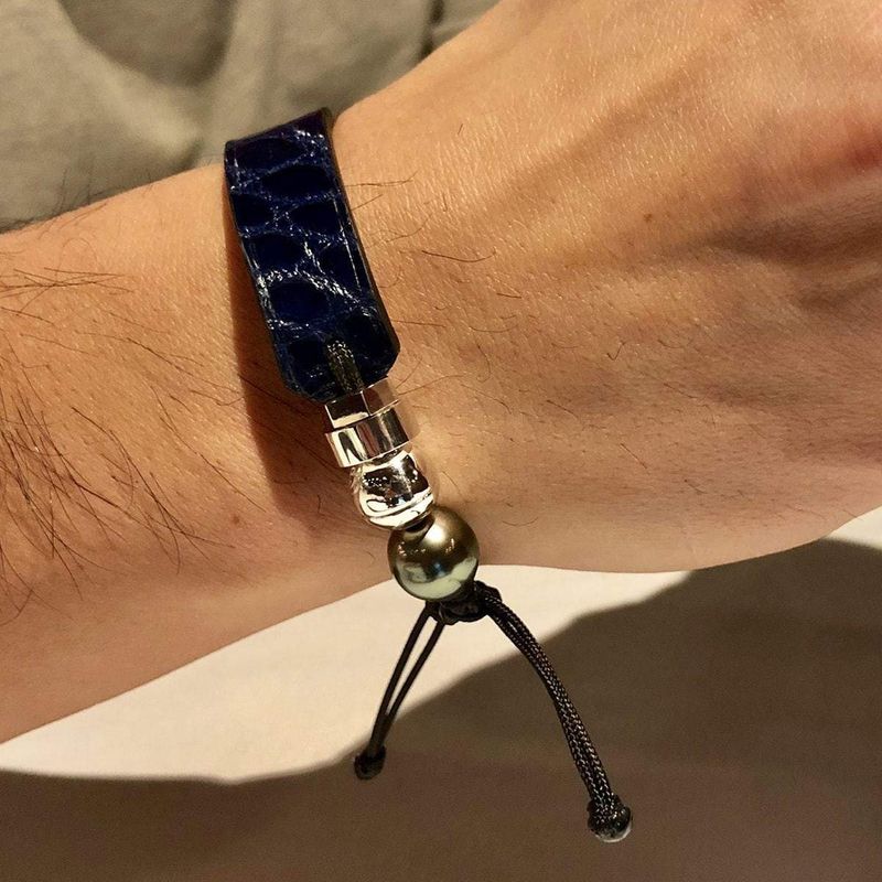 Bracelet en cuir de crocodile, perle de Tahiti  et argent sterling