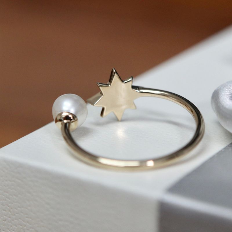 Bague Étoile du Nord en or 10K, perle et moissanites