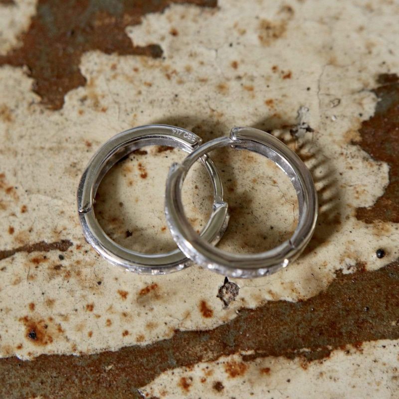 Boucles d'oreilles huggies Éclats en or 10K