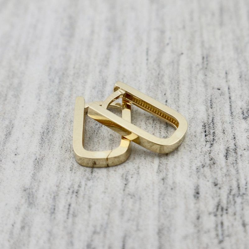 Boucles d'oreilles huggies Minimalistes en or 10K