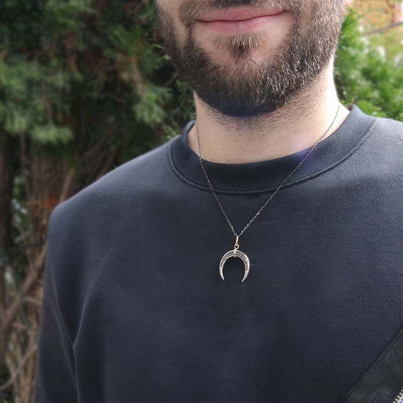 Collier Corne en argent sterling, or 14K et saphirs noirs