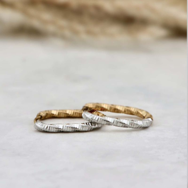 Boucles d'oreilles Huggies 2 tons en acier