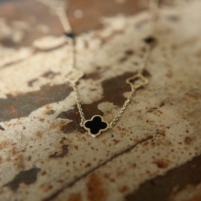 Collier Trèfles - clovers en or jaune 10K et onyx