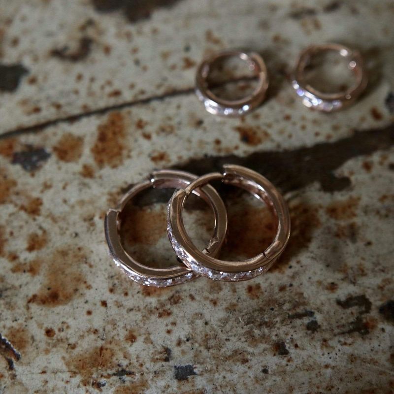 Boucles d'oreilles huggies Éclats en or 10K