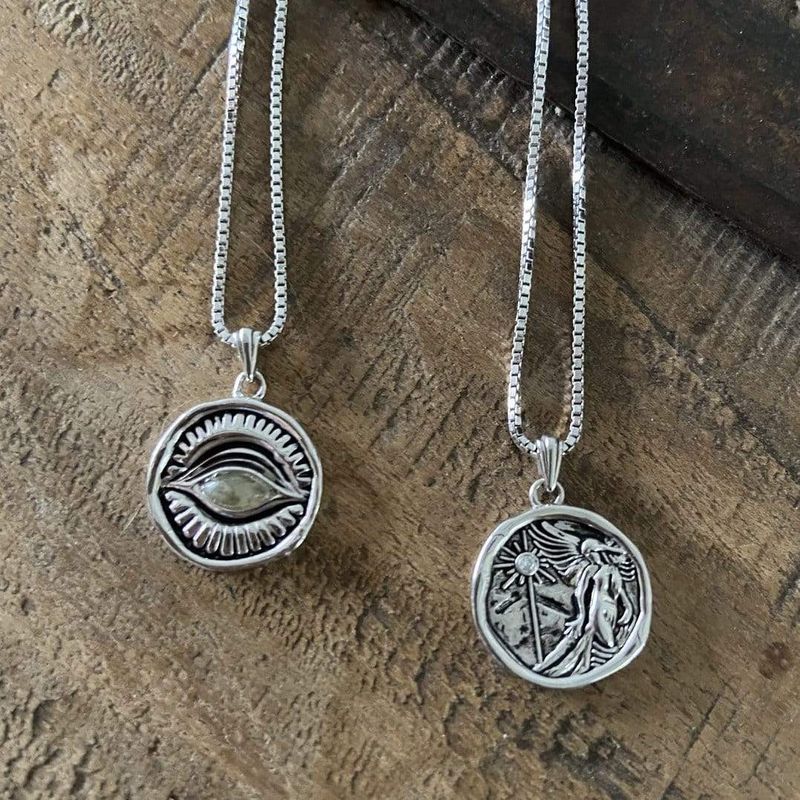 Collier Près de moi / Veille sur nous en argent sterling