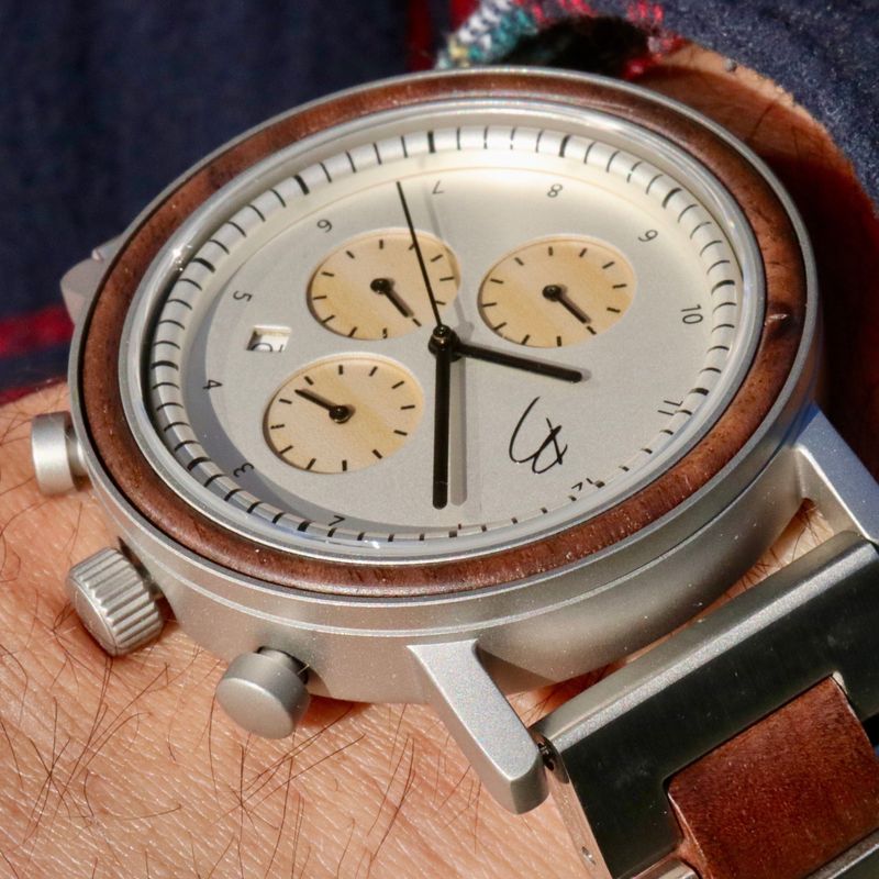 Montre Graham en bois de noyer