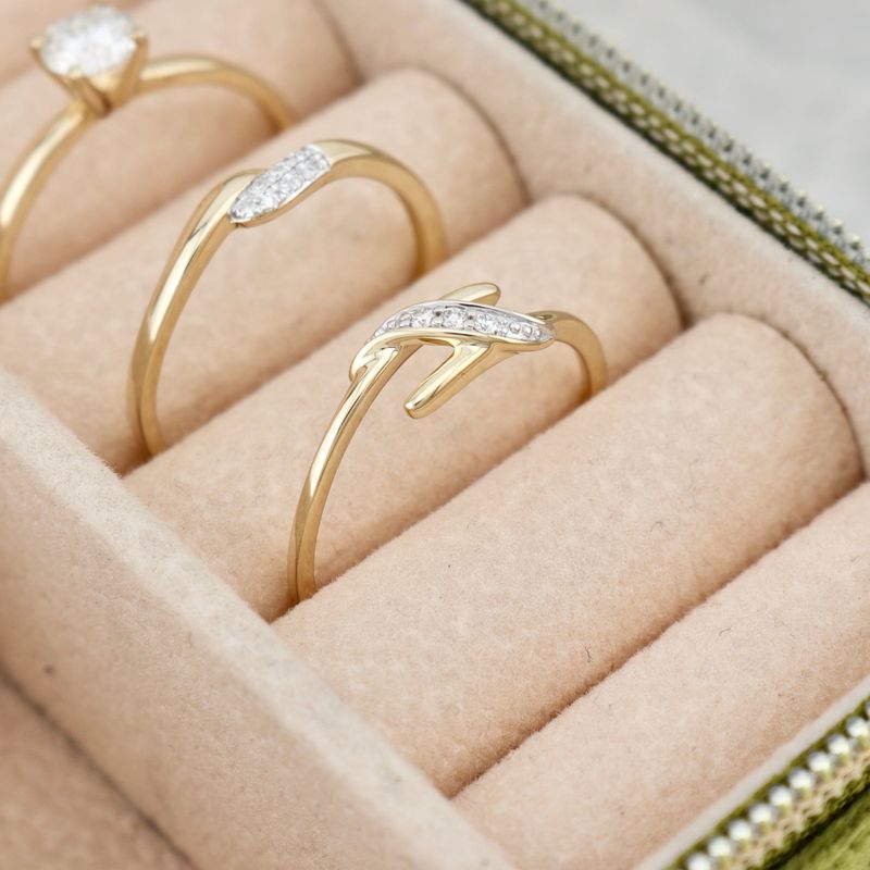 Bague en or 10K et diamants