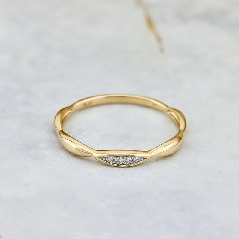 Bague en or 10K et diamants
