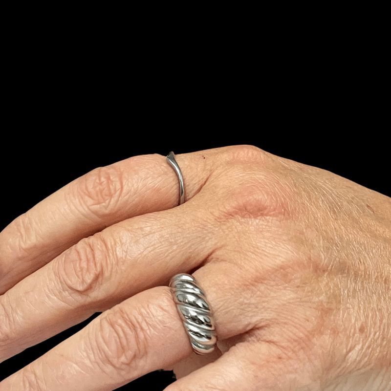 Bague croissant en acier