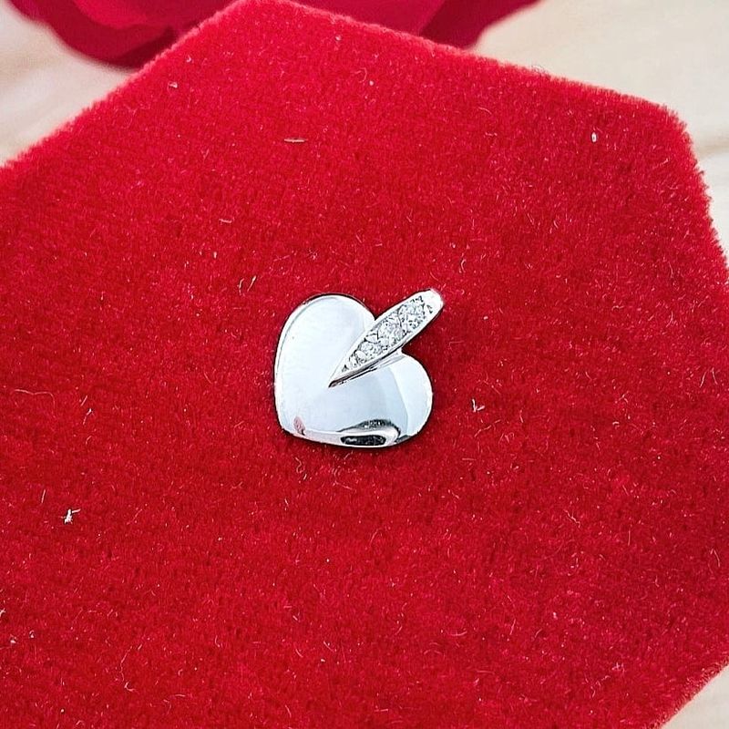 Pendentif Coeur en or jaune ou blanc 10K