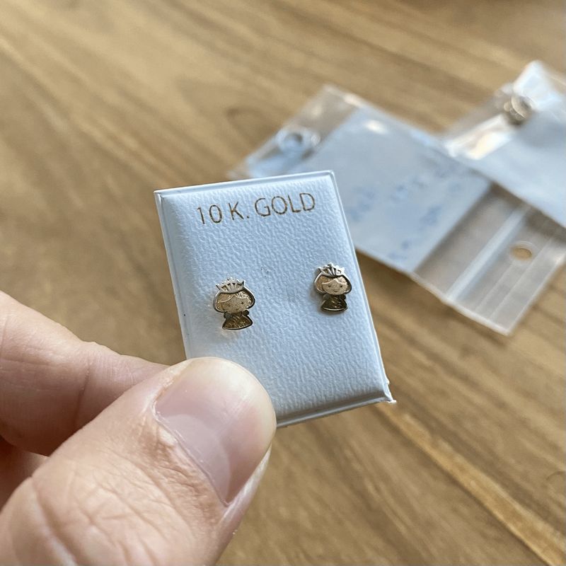 Boucles d'oreilles Royales en or 10K