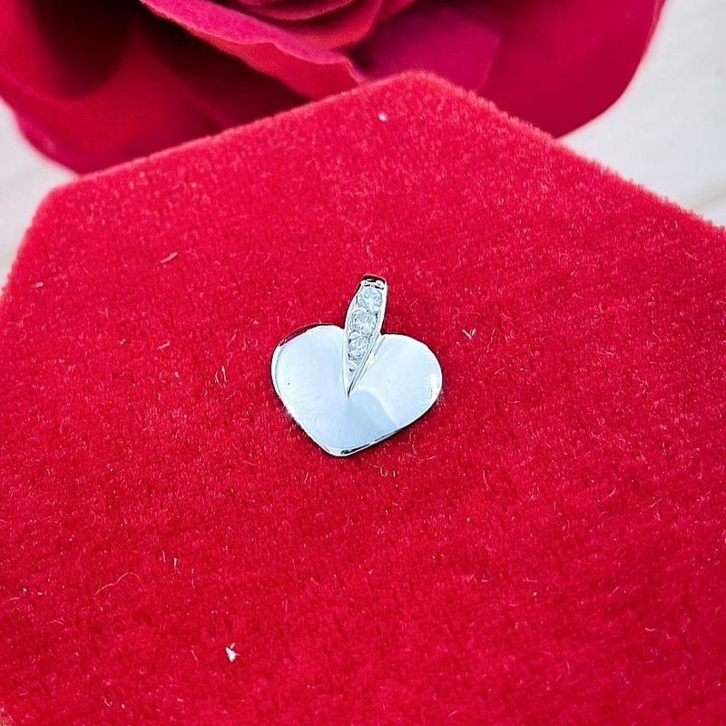 Pendentif Coeur en or jaune ou blanc 10K