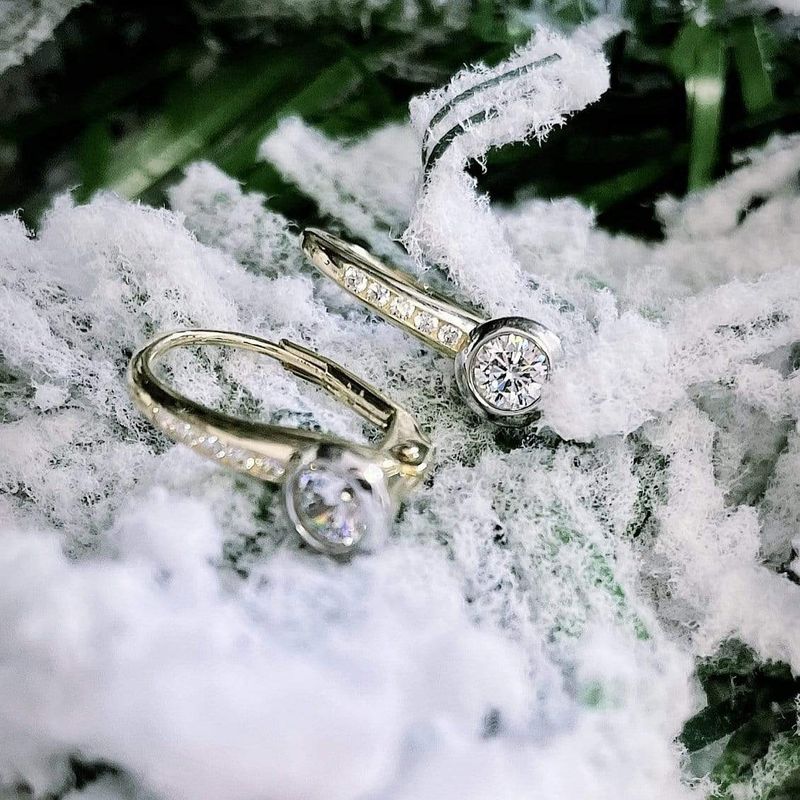 Boucles d'oreilles en or blanc ou jaune 10K