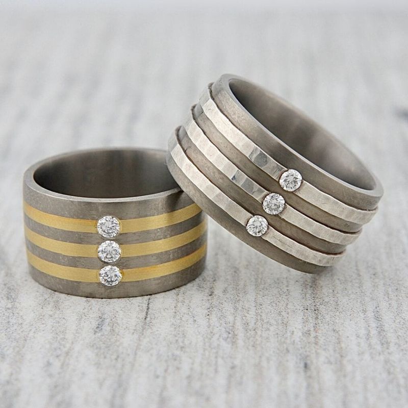 Bague en argent, titane et diamants