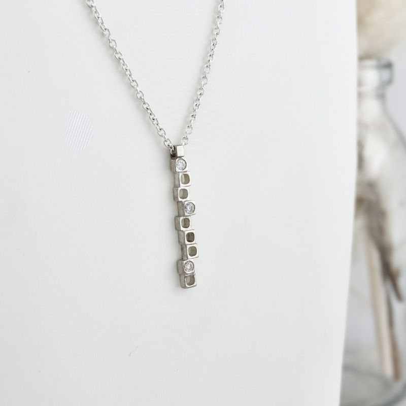 Collier Geometrica en argent sterling et diamants