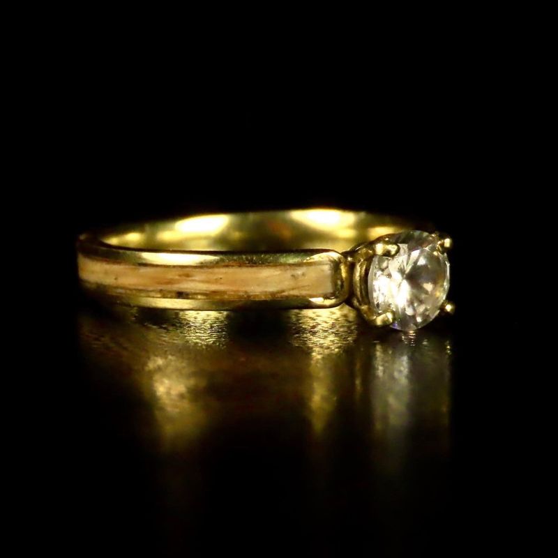Bague Solitaire en bois, or 14K - 18K et moissanite personnalisée