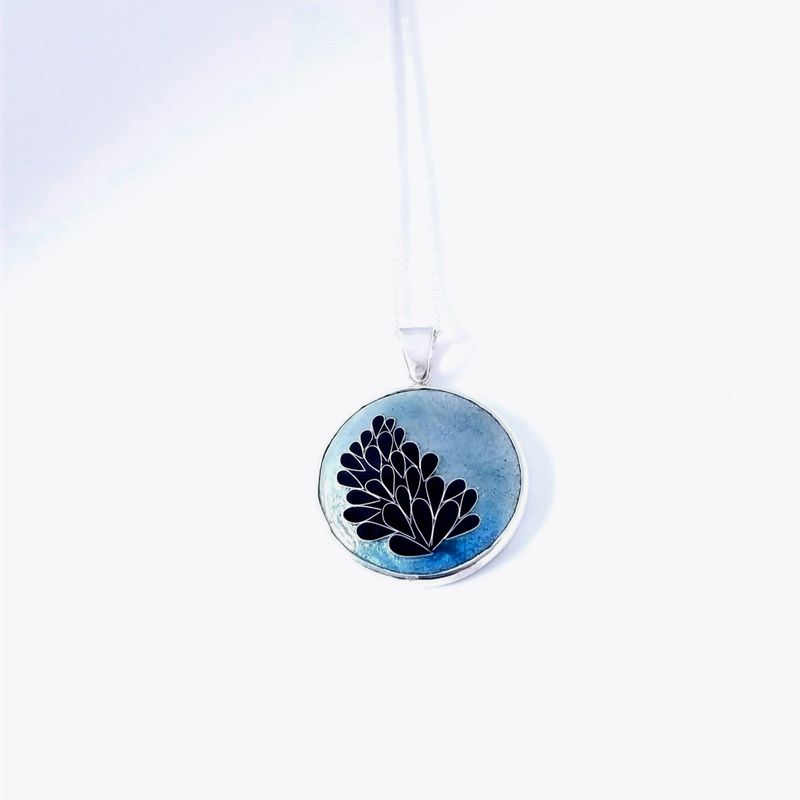 Collier Floral en argent fin et émail