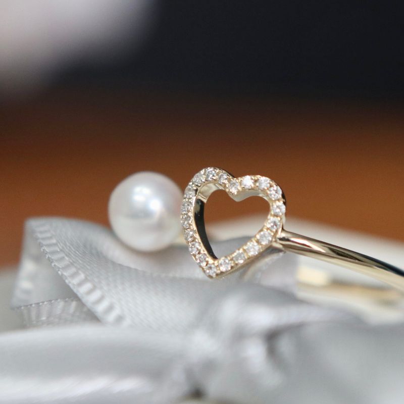 Bague Coeur en or 10K, perle et moissanites