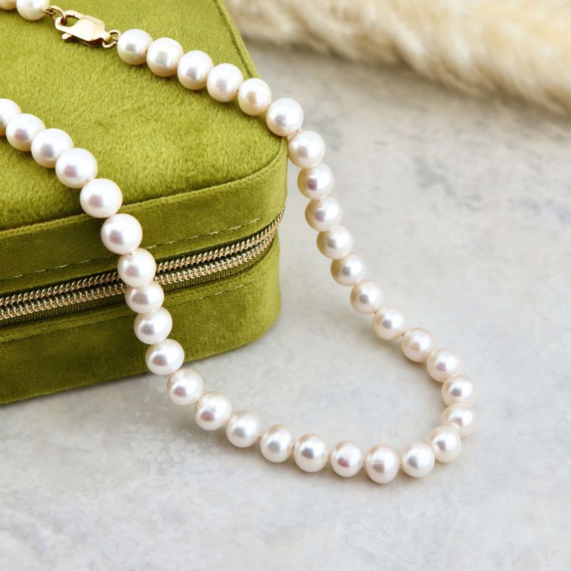 Collier de perles 8 mm et or 14K