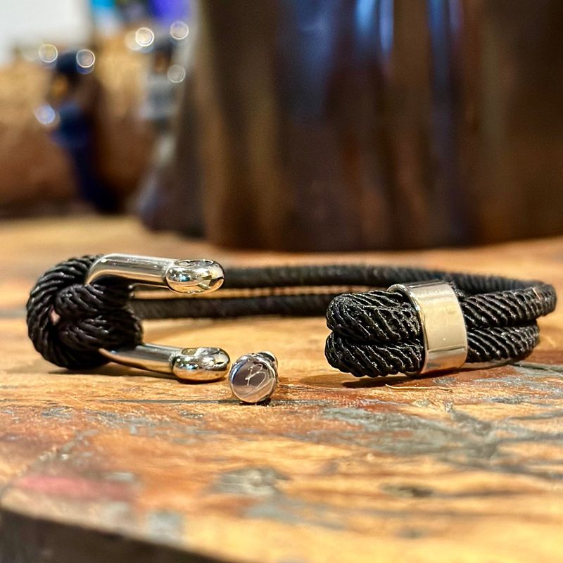 Bracelet Le Nautique en corde noir et acier