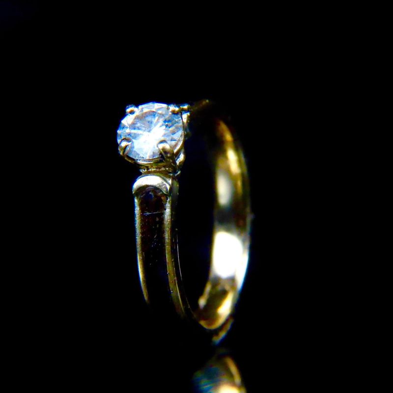 Bague Solitaire en bois, or 14K - 18K et moissanite personnalisée