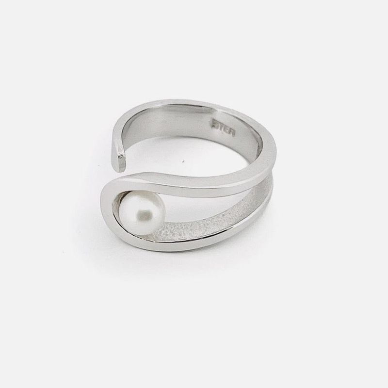 Bague en argent sterling et perle