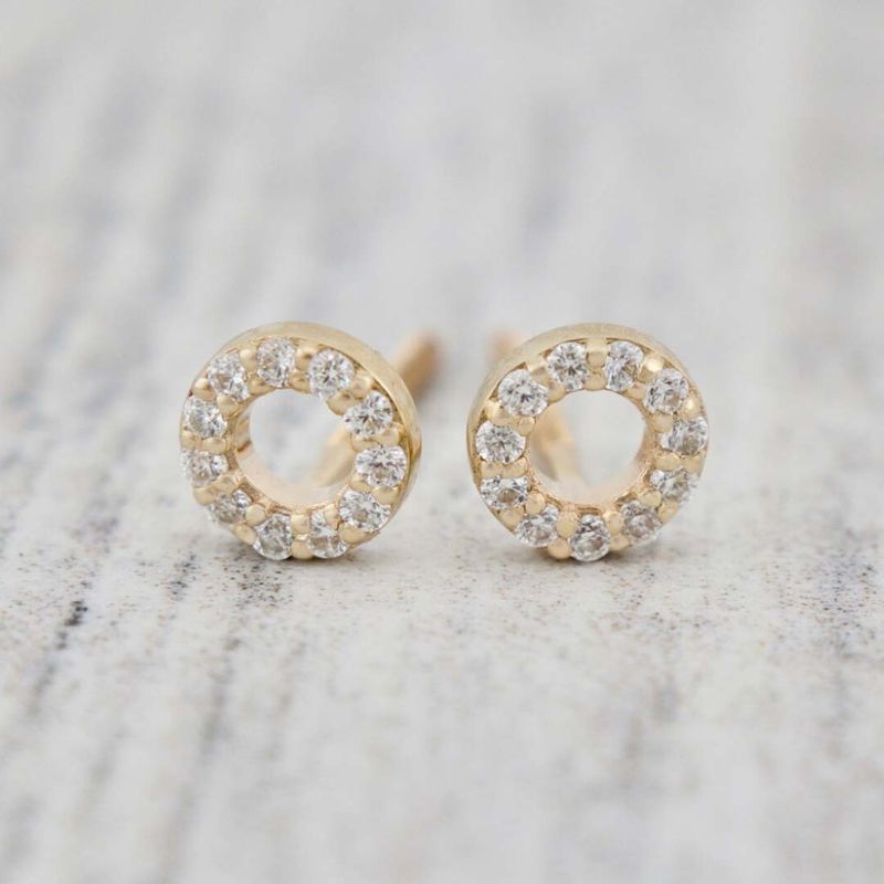 Boucles d'oreilles Cercles en or 10K et moissanites