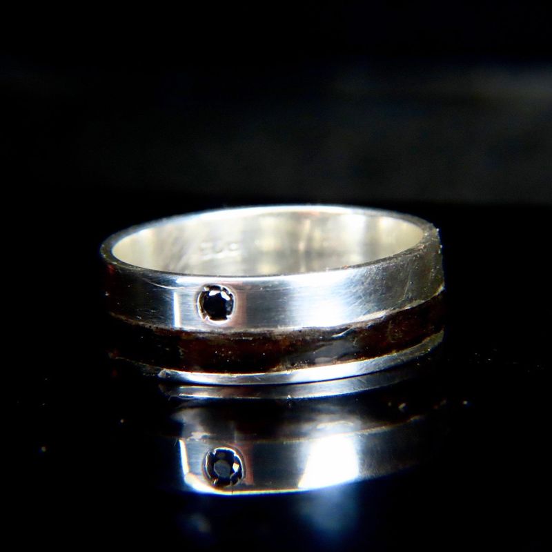 Bague en bois, argent sterling ou or 14K - 18K et saphir noir personnalisée