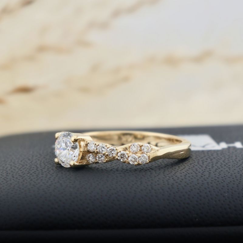 Bague solitaire Torsade en or 14K - 18K ou platine et diamant 0,5 ct