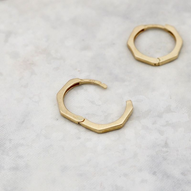 Boucles d'oreilles huggies Heptagone en or 10K