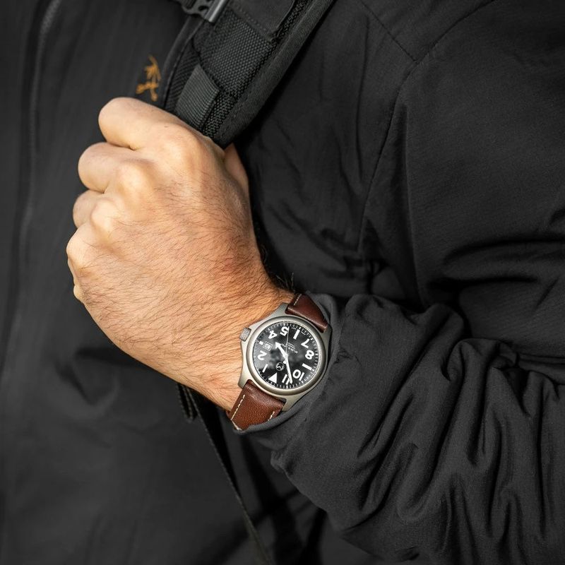 Montre à énergie solaire 38mm Atlas Eclipse