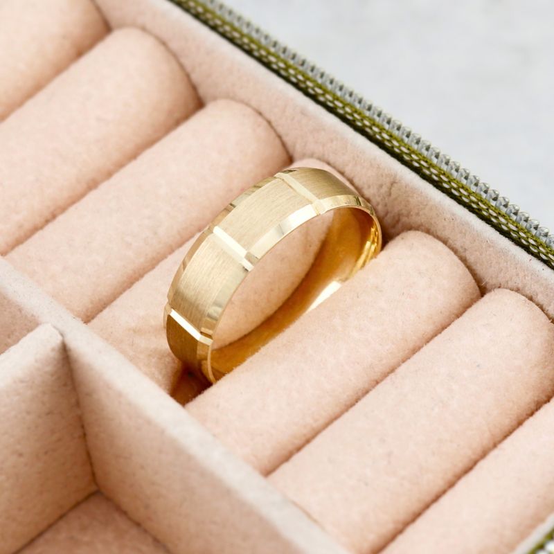 Bague Linéo en or 10K