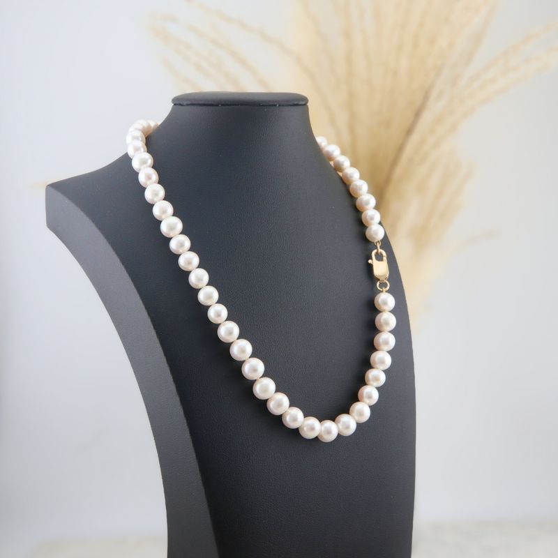Collier de perles 8 mm et or 14K