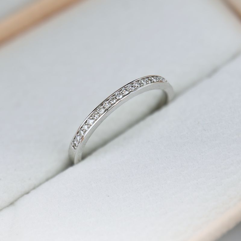 Bague Semi-éternité diamants 1mm