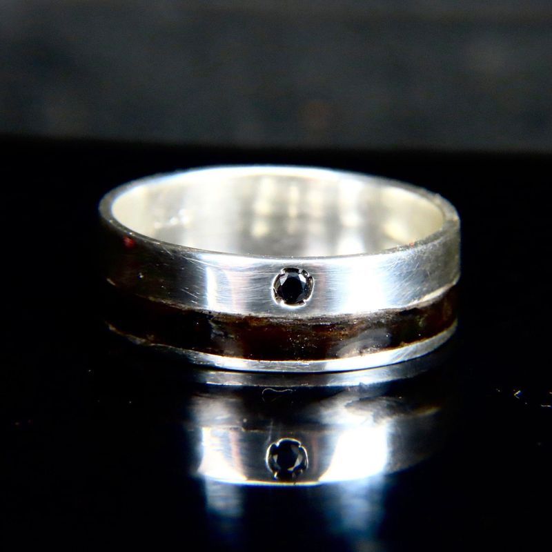 Bague en bois, argent sterling ou or 14K - 18K et saphir noir personnalisée