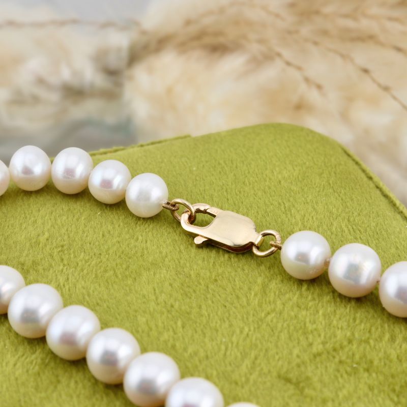 Collier de perles 8 mm et or 14K