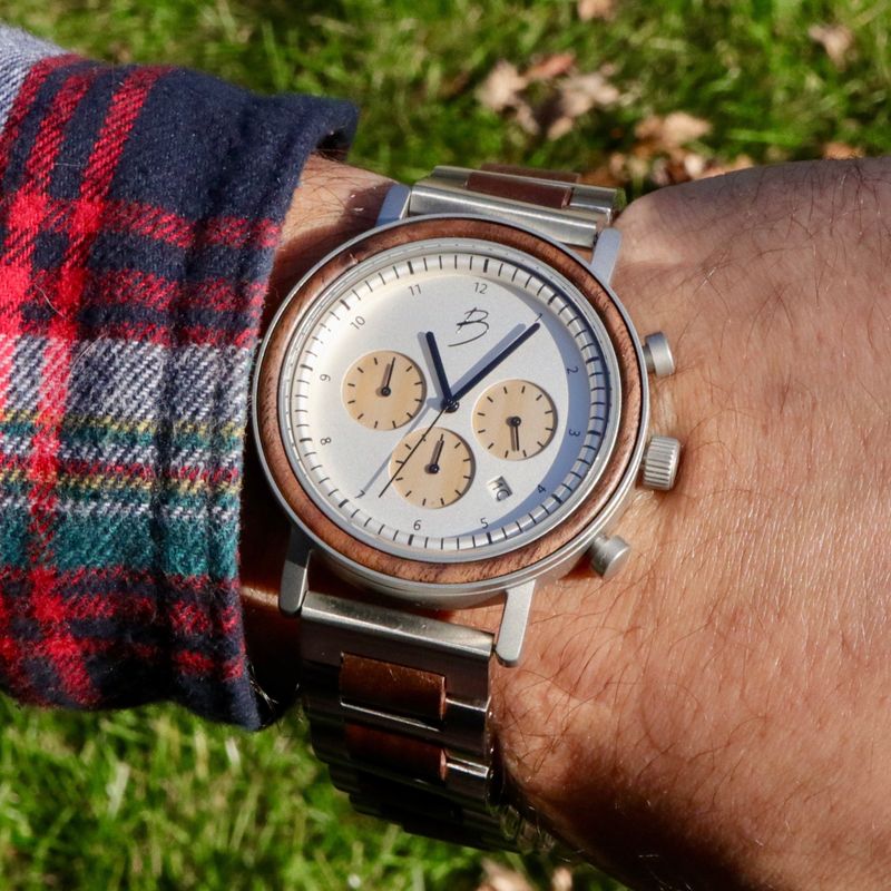 Montre Graham en bois de noyer