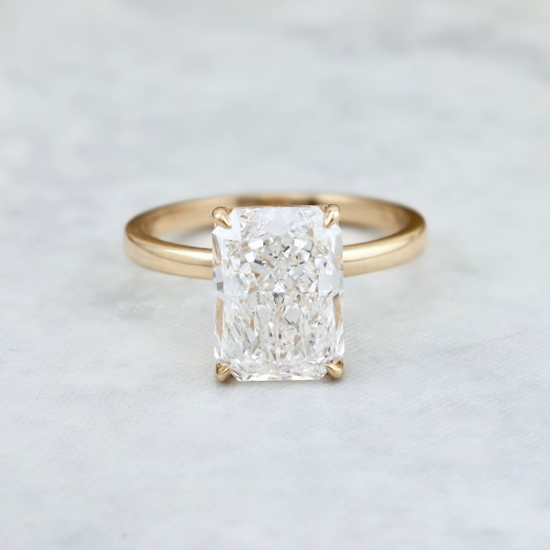 Bague Solitaire Halo Diamant Radiant 3,8 ct