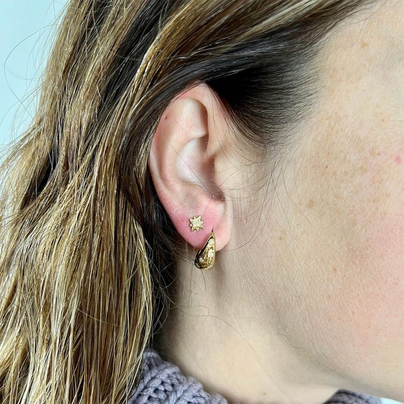 Boucles d'oreilles Étoiles du Nord en or 10K et moissanites
