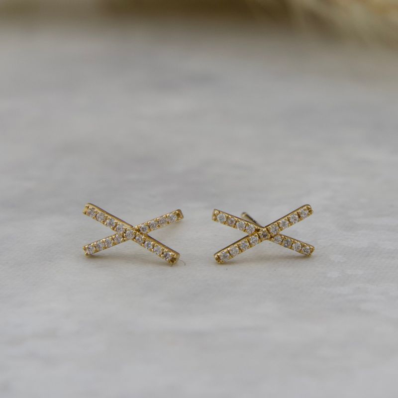 Boucles d'oreilles X en or 14K et moissanite