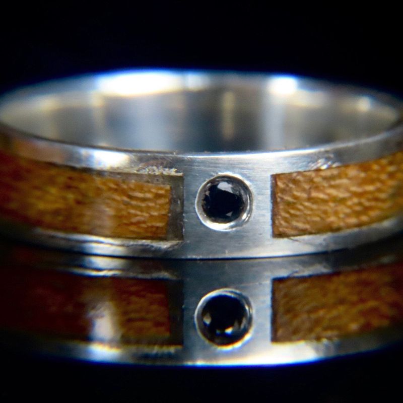 Bague en bois, argent sterling ou or 14K - 18K et saphir noir personnalisée