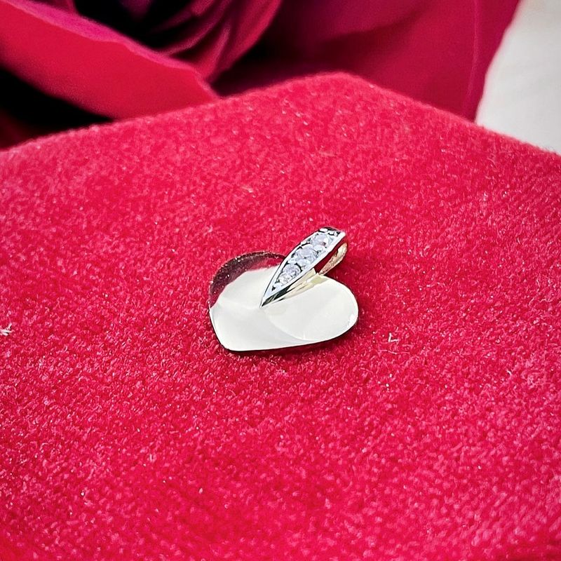 Pendentif Coeur en or jaune ou blanc 10K