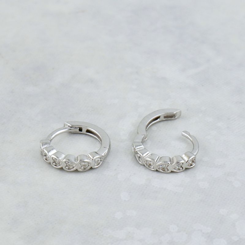 Boucles d'oreilles Huggies Coeurs en argent sterling