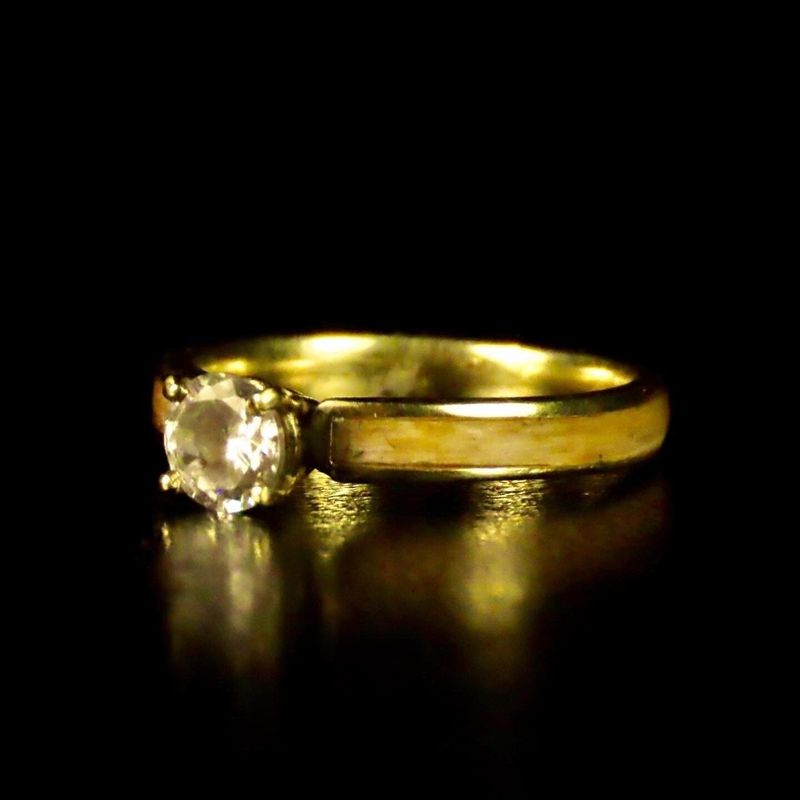 Bague Solitaire en bois, or 14K - 18K et moissanite personnalisée