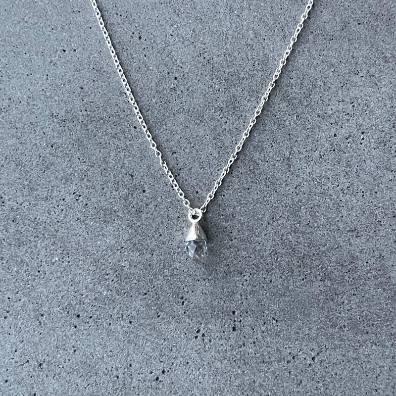 Collier Éclat d'amour en argent sterling ou or jaune 10K