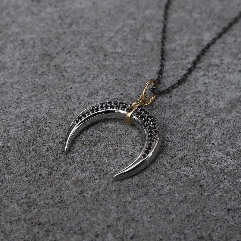 Collier Corne en argent sterling, or 14K et saphirs noirs