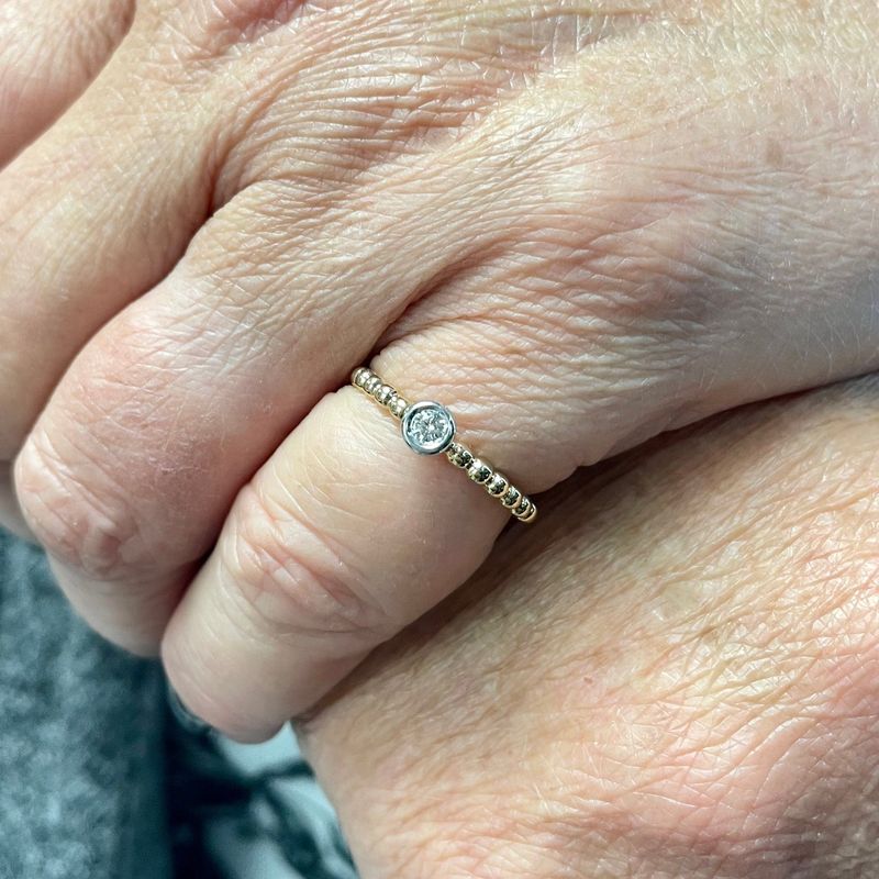 Bague Épure en or 14K - 18K et diamant 0,07 CT