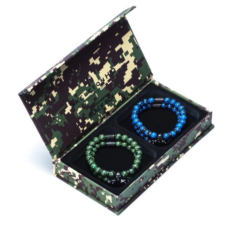 Quatuor de bracelets Strike