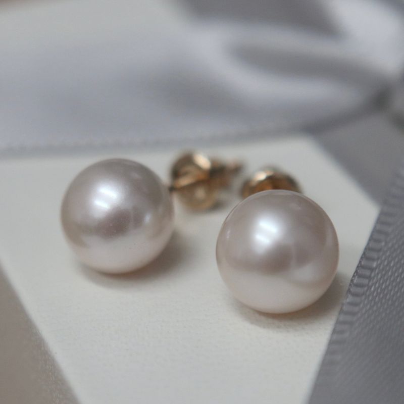 Boucles d’oreilles perles d’eau douce et or 14K
